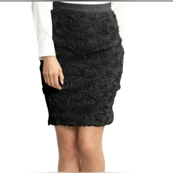 Banana Republic Black Rosette Floral Textured Skirt Size 0 NWT - Picture 1 of 9